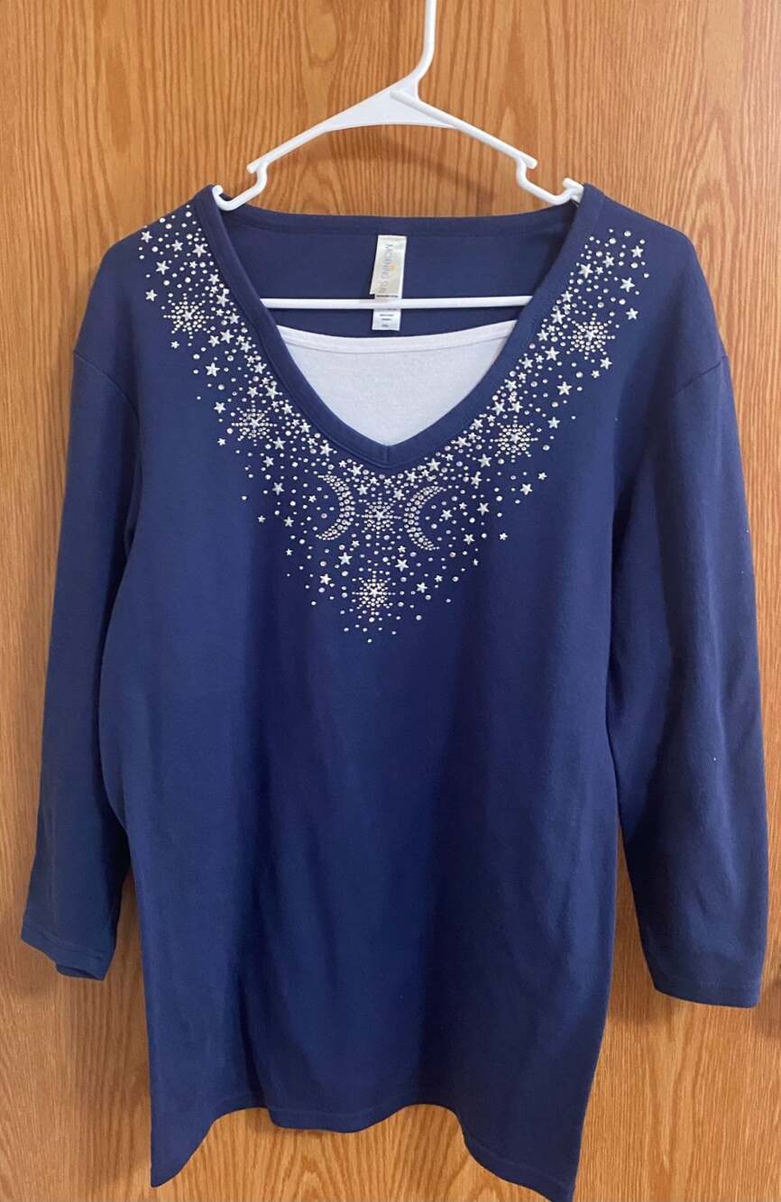 Morning Sun Embellished Top Size 2XL Blue Rhinestone V-Neck